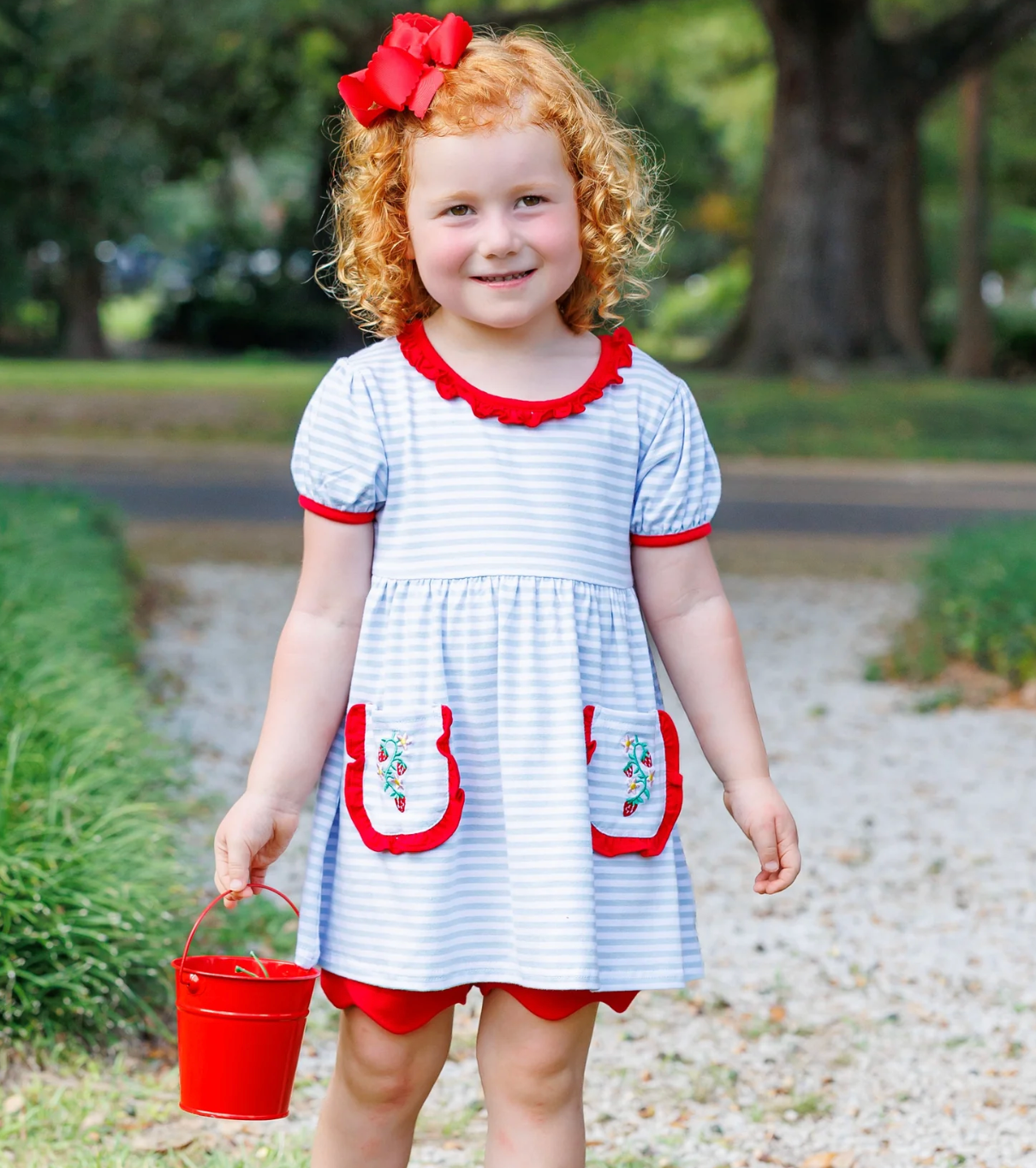 So Berry Sweet Scallop Short Set Jellybean by Smock Candy