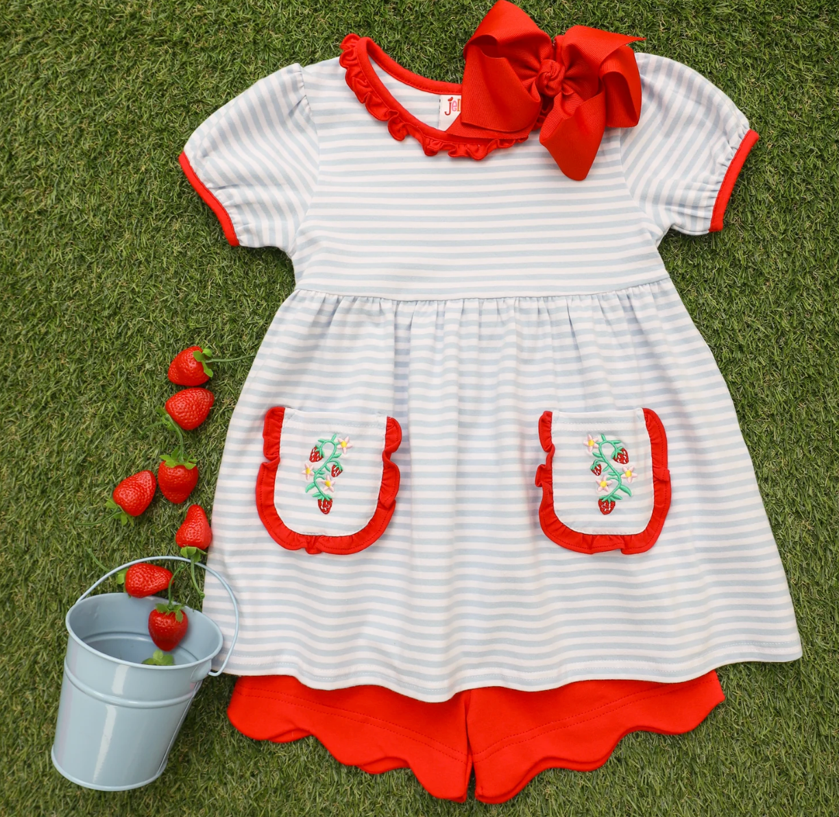 So Berry Sweet Scallop Short Set Jellybean by Smock Candy